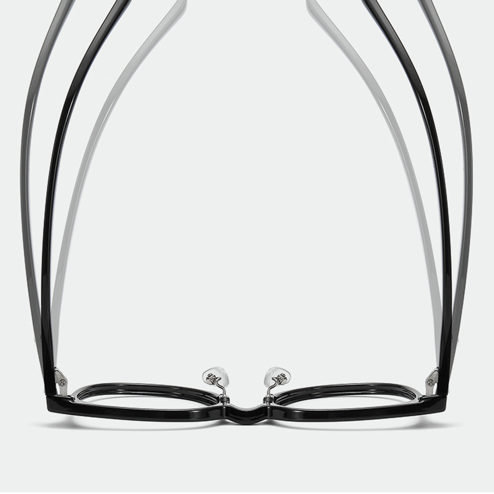 Sequence Round Full-Rim Eyeglasses