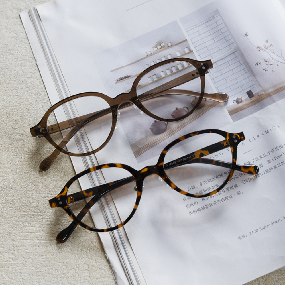 Amity Oval Full-Rim Eyeglasses